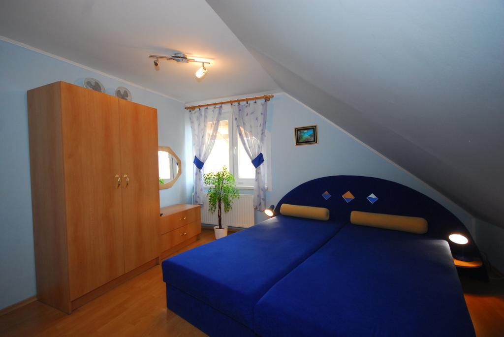 Apartman Elegant Bešeňová Kamer foto
