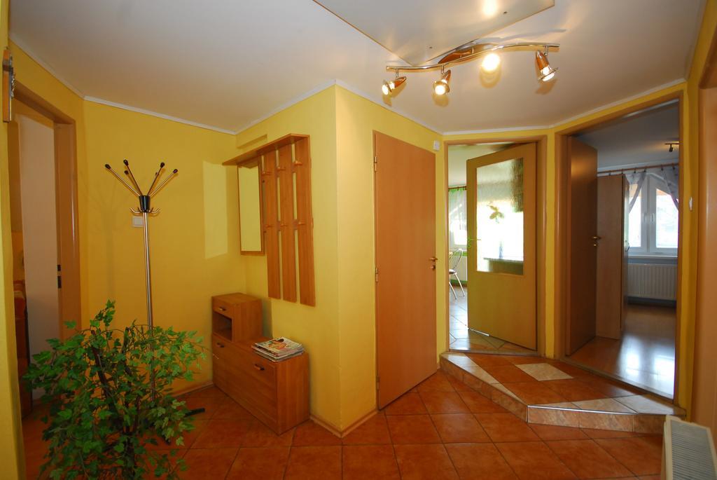 Apartman Elegant Bešeňová Kamer foto
